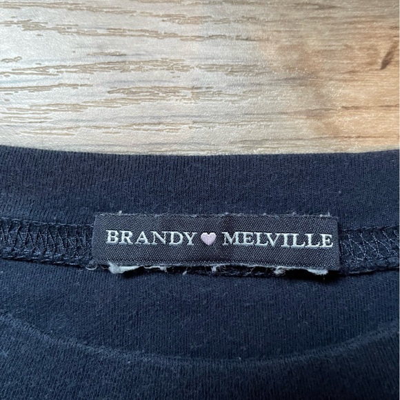 Brandy Melville - Los Angeles Sweatshirt - Picture 3 of 6